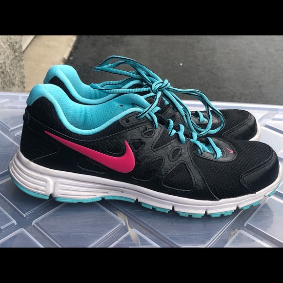 Nike Womens Revolution 2 554900-019 Running Shoes Black Lace Up Low Top Size 7.5 - Picture 5 of 12